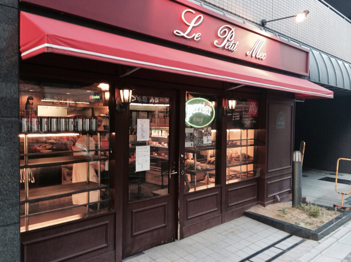 今出川通にあるパンの人気店ル・プチメック今出川店の外観